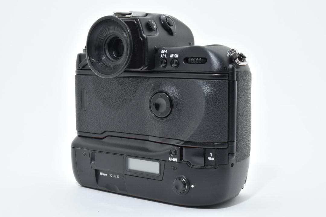 フィルムカメラ Nikon F5 35mm SLR Film Camera C0053