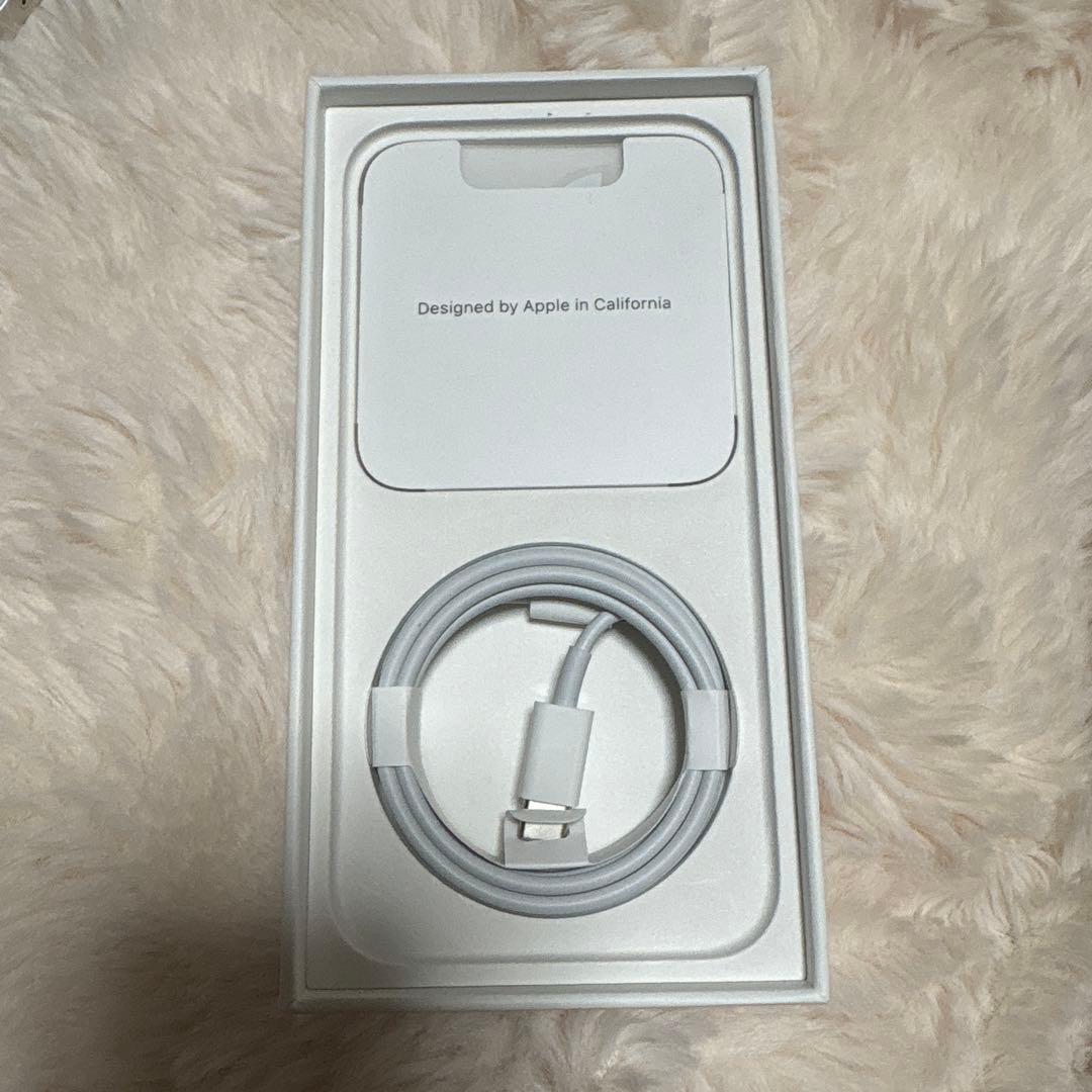 Apple iPhone 13 ホワイト 箱付き