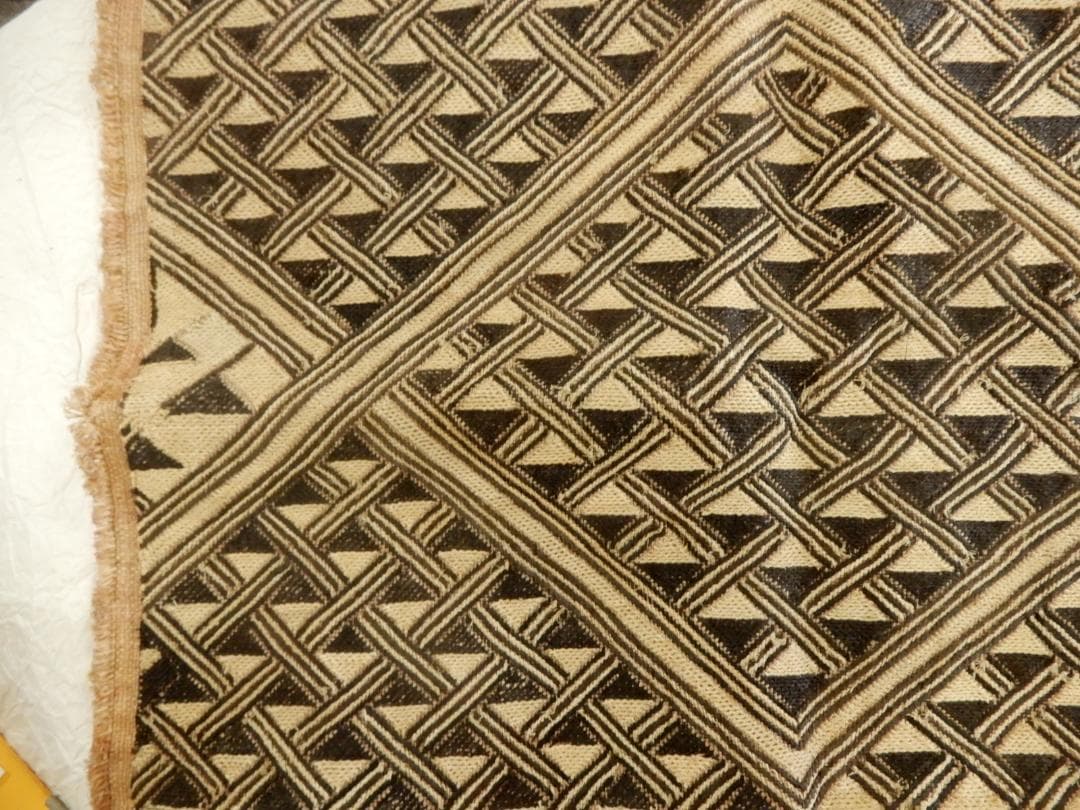 ラフィア・大きなアンティーククバ布・草ビロード・ショワ・コンゴ・クバ王国