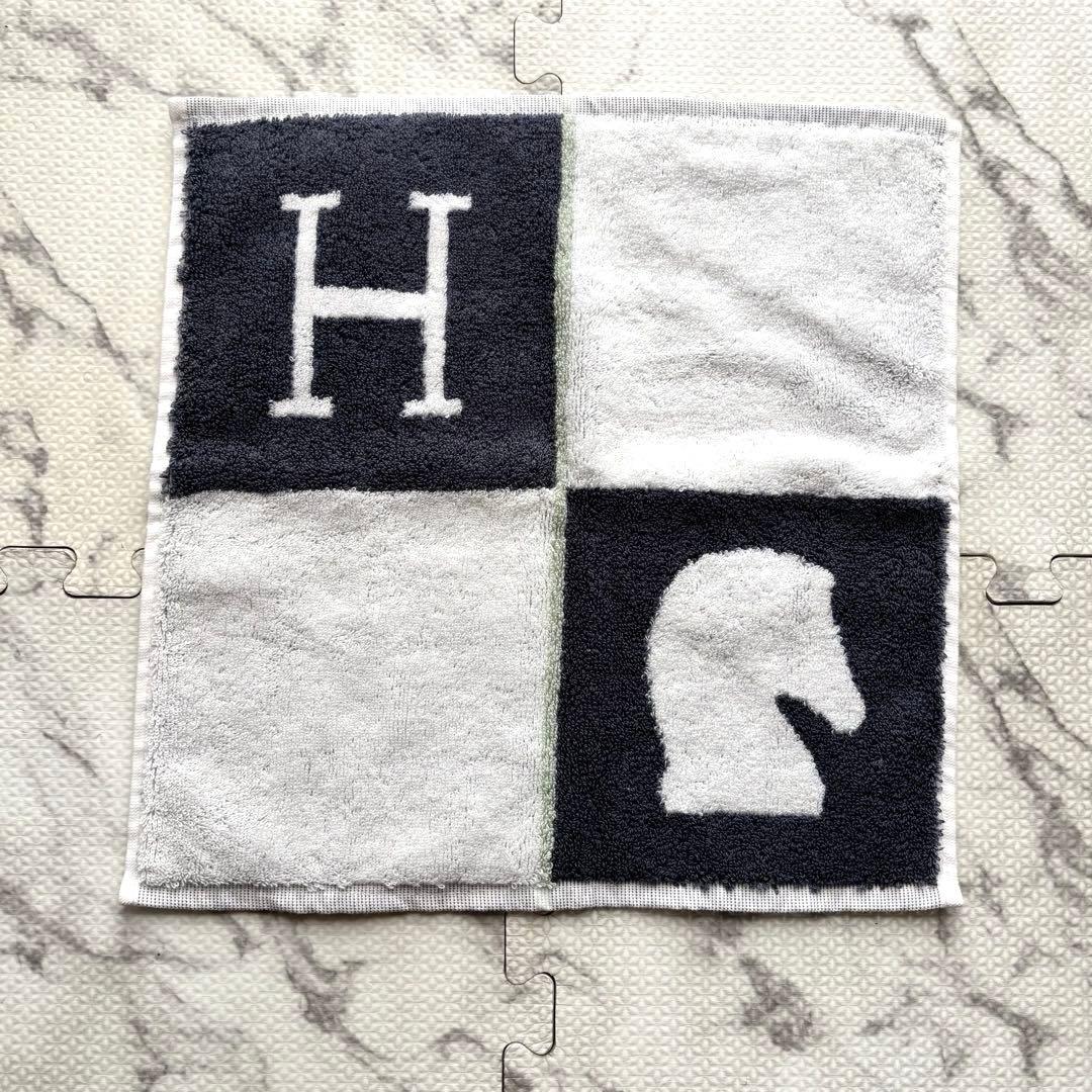 未使用タグ付き✨HERMES エルメス アヴァロン ハンカチ ネイビー×ホワイト