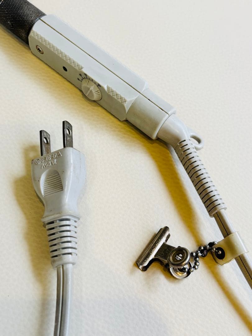 美品TKセラミックアイロン　元巻き8㎜丸アイロン/レンツアイロン/理容アイロン