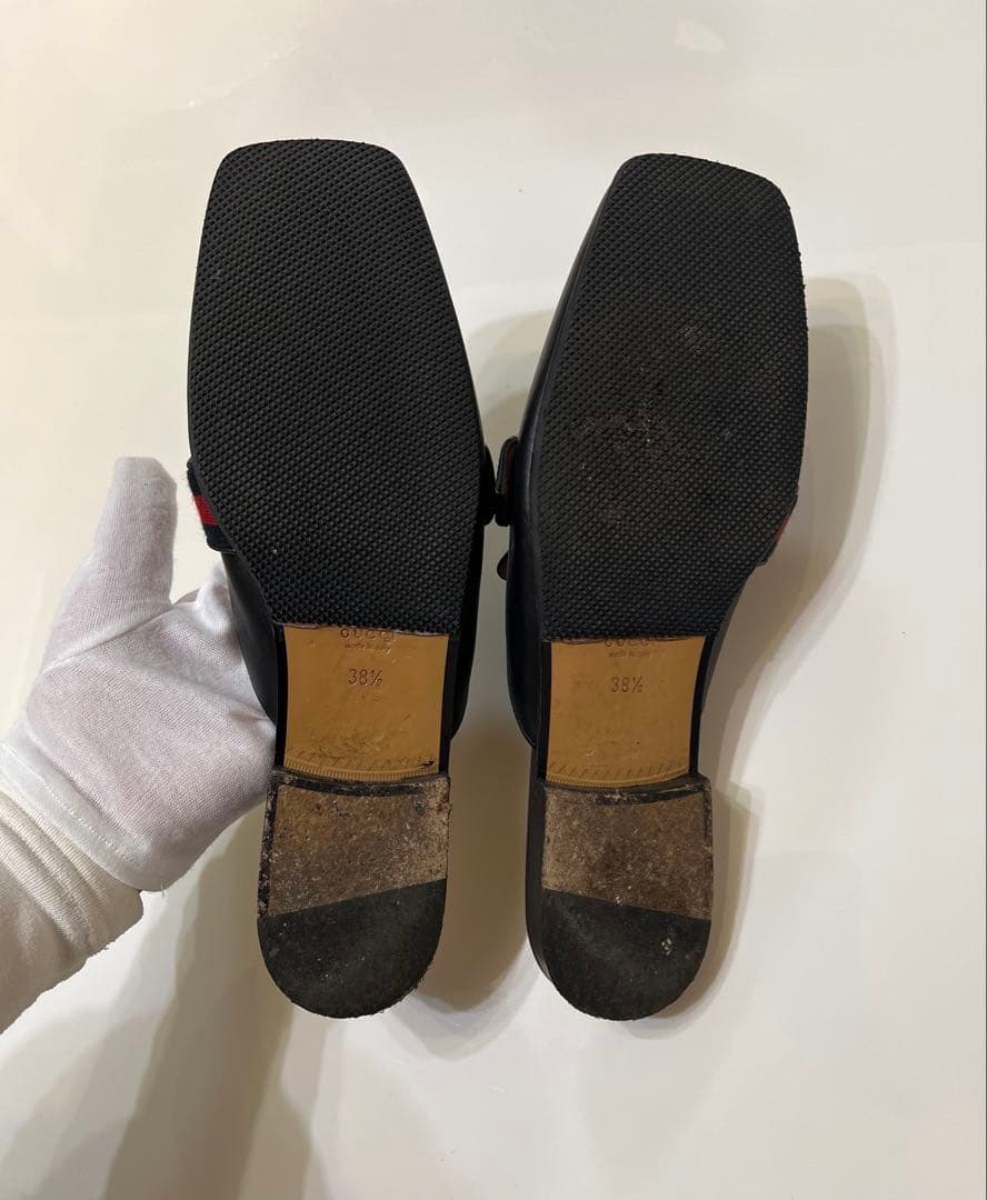 GUCCI ブラック スクエアトゥ ミュール