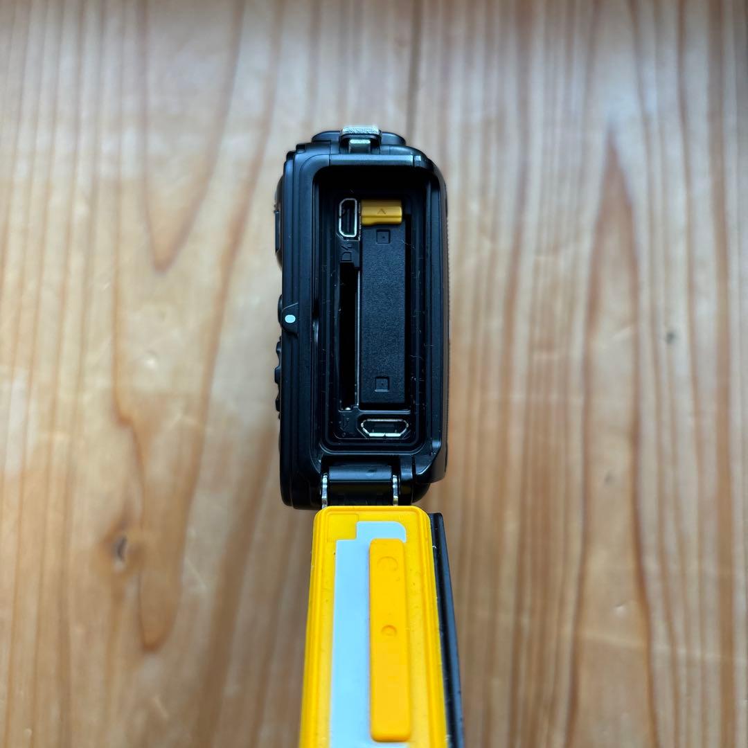 【美品】Nikon ニコン COOLPIX AW130 オレンジ