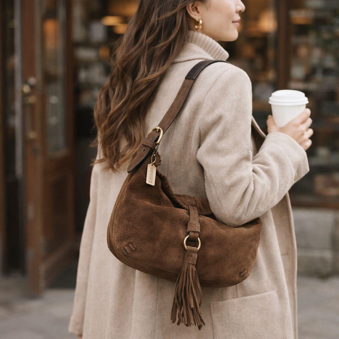 入手困難✨ OLD COACH　ハーフムーン　ワンショルダー　タッセル　スエード