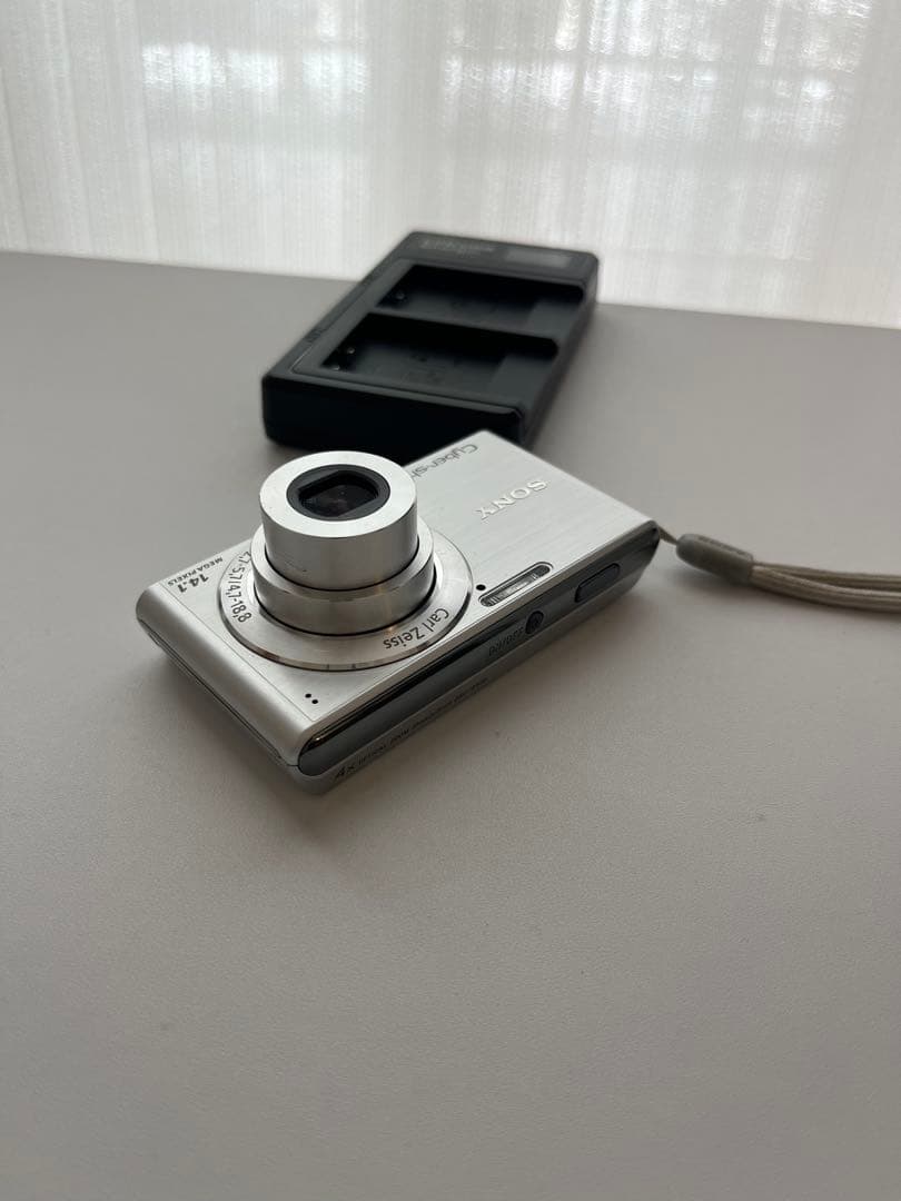 デジタルカメラ Sony cybershot