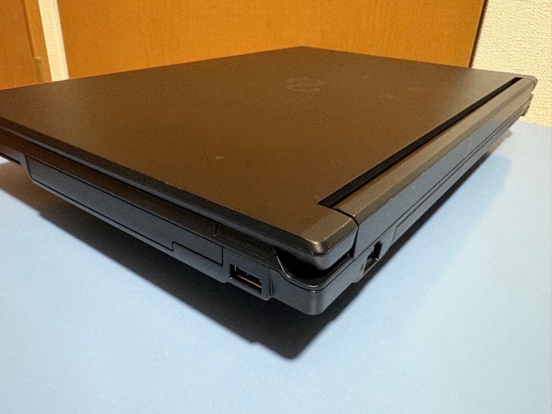 富士通 FUTRO A5511M/第11世代/15.6型/テンキー/win11