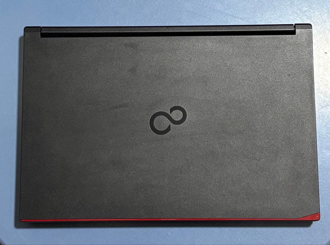 富士通 FUTRO A5511M/第11世代/15.6型/テンキー/win11