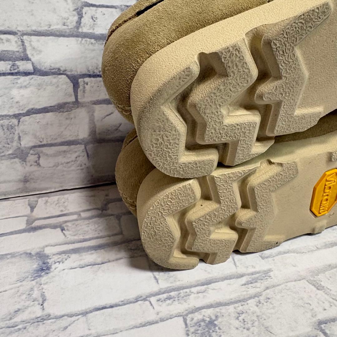 美品 Clarks ワラビー GORE-TEX Vibram 防水 ベージュ