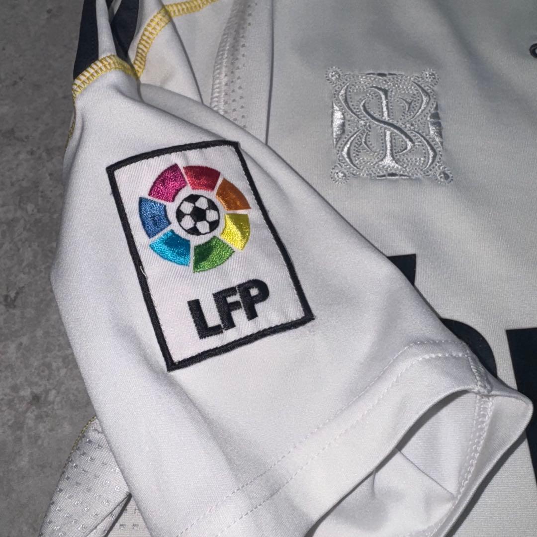 レアルマドリード 09/10 #22 シャビアロンソ ユニフォーム