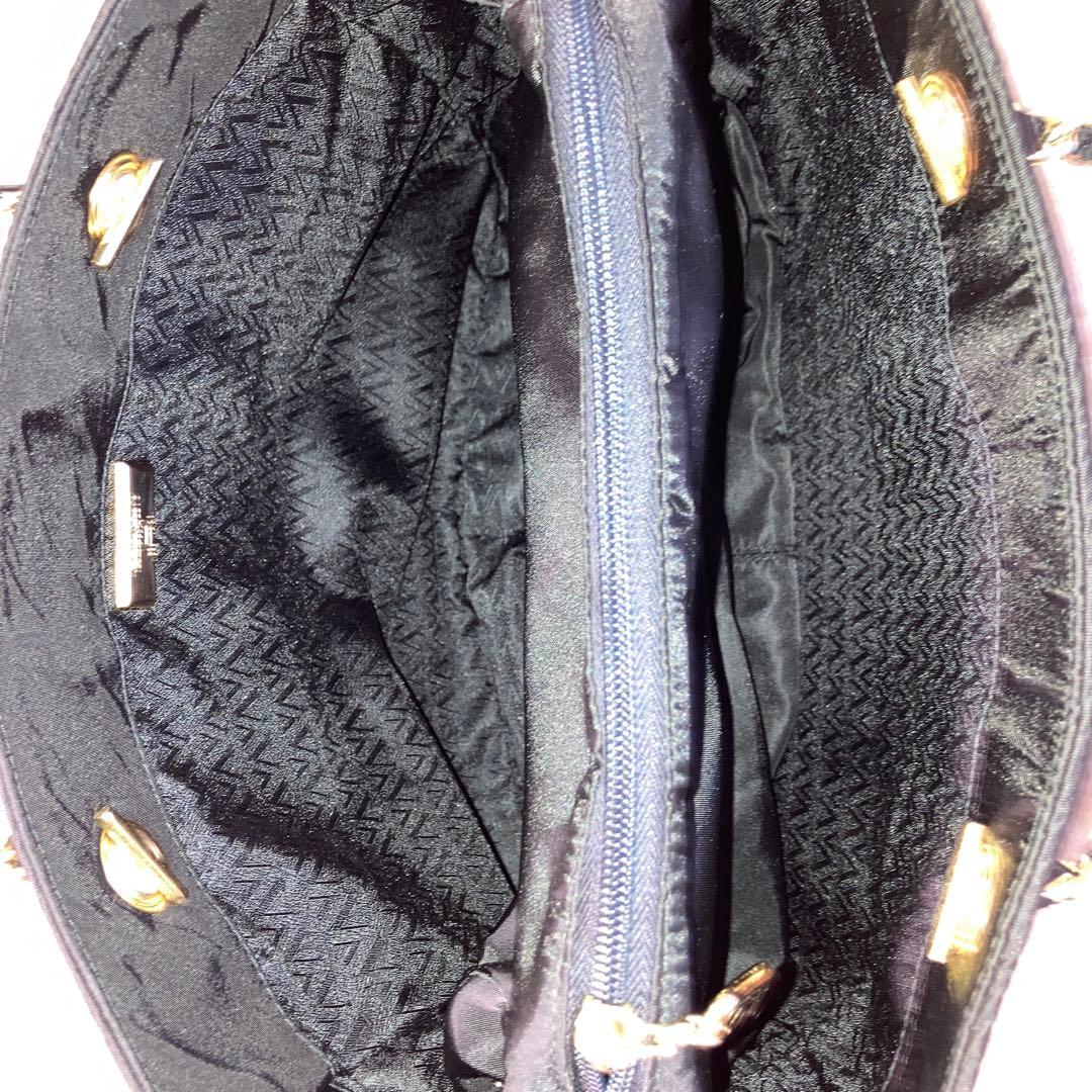 美品　ヴァレンティノ　チェーンショルダーバッグ　キルティング　インナーバッグ　黒