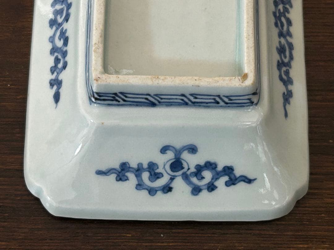 古伊万里　染付　蛸唐草松梅文長皿　江戸中期　❸ (小さなキズ、スレ有)