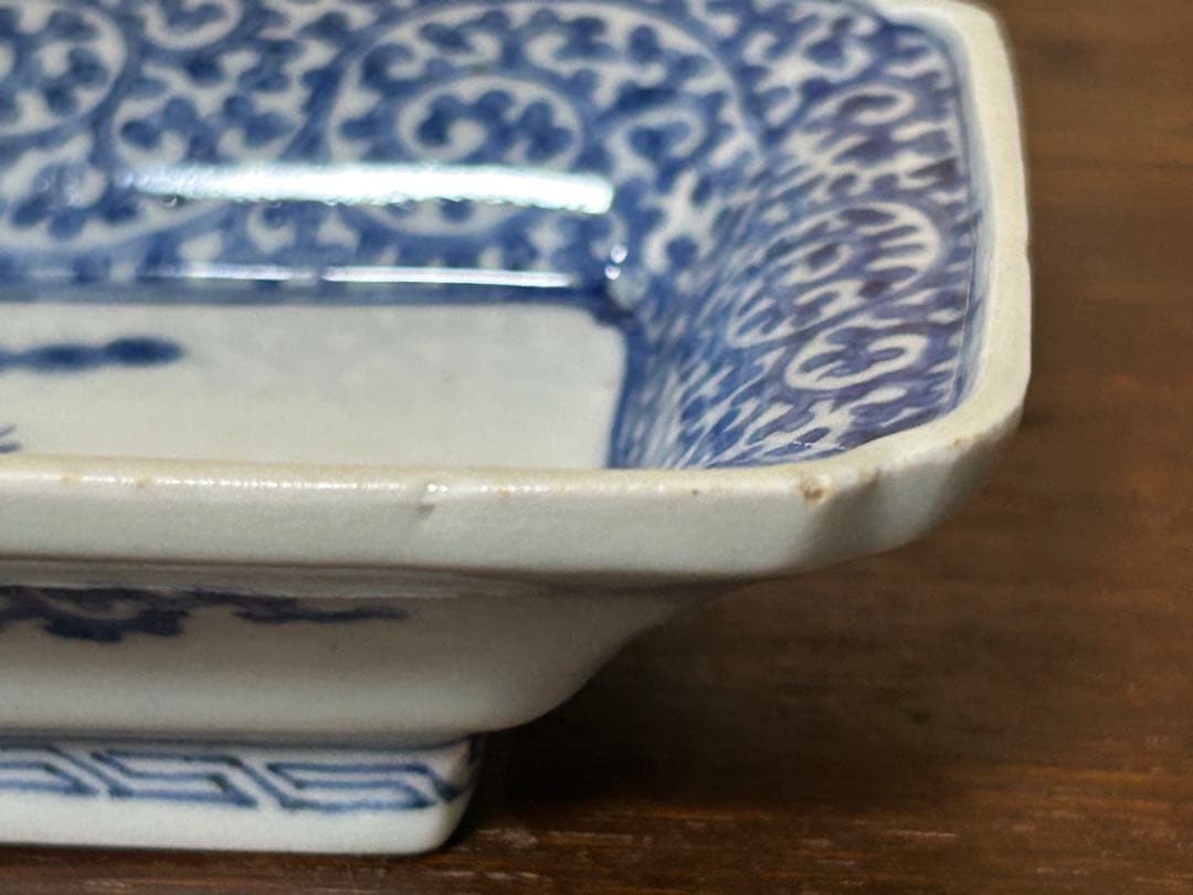 古伊万里　染付　蛸唐草松梅文長皿　江戸中期　❸ (小さなキズ、スレ有)