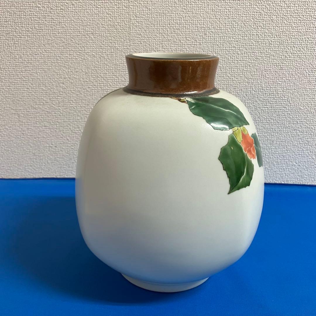 廣瀬義之作　色絵椿乃図　花瓶