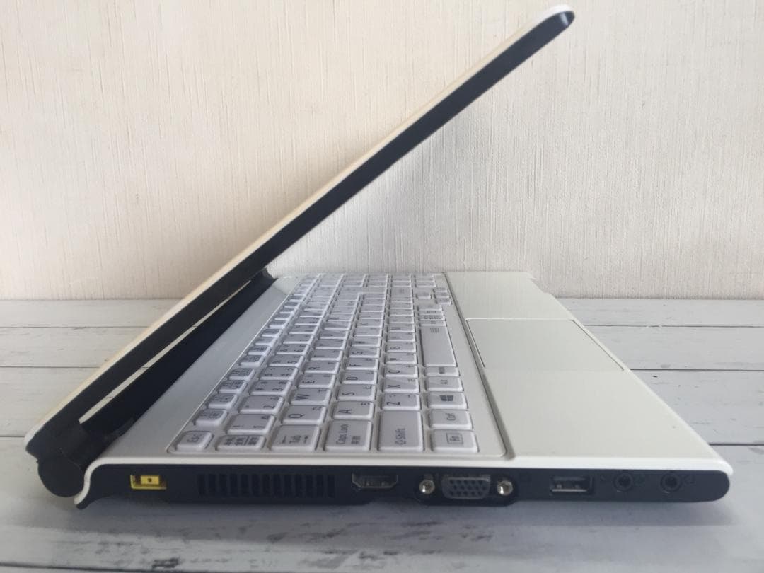 NEC PC-LM750JS613.3型/8G/Office2024/win11