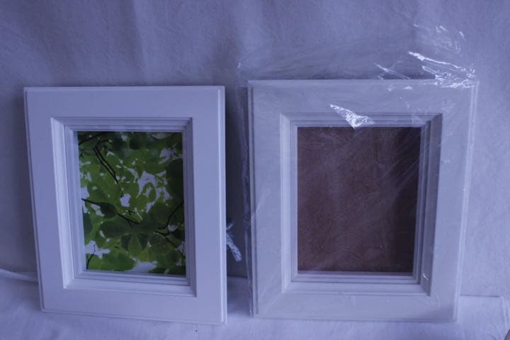 額縁　2 個販売となります。