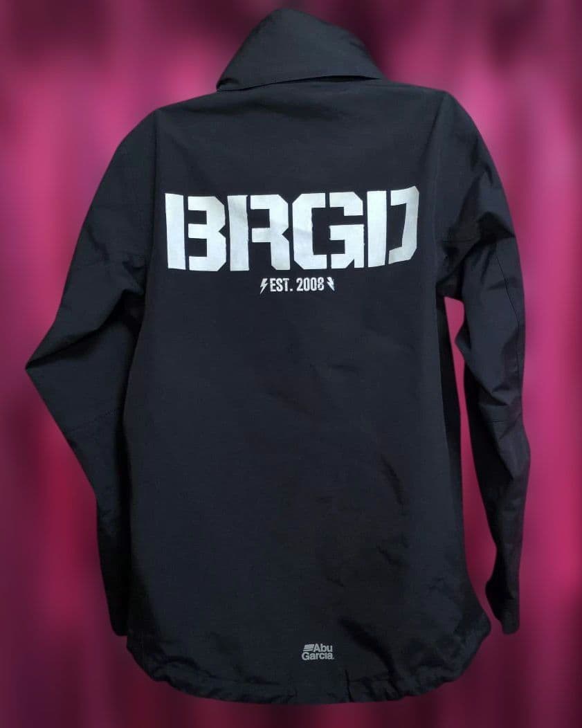 ★ ABU GARCIA X BASS BRIGADE レインスーツ★