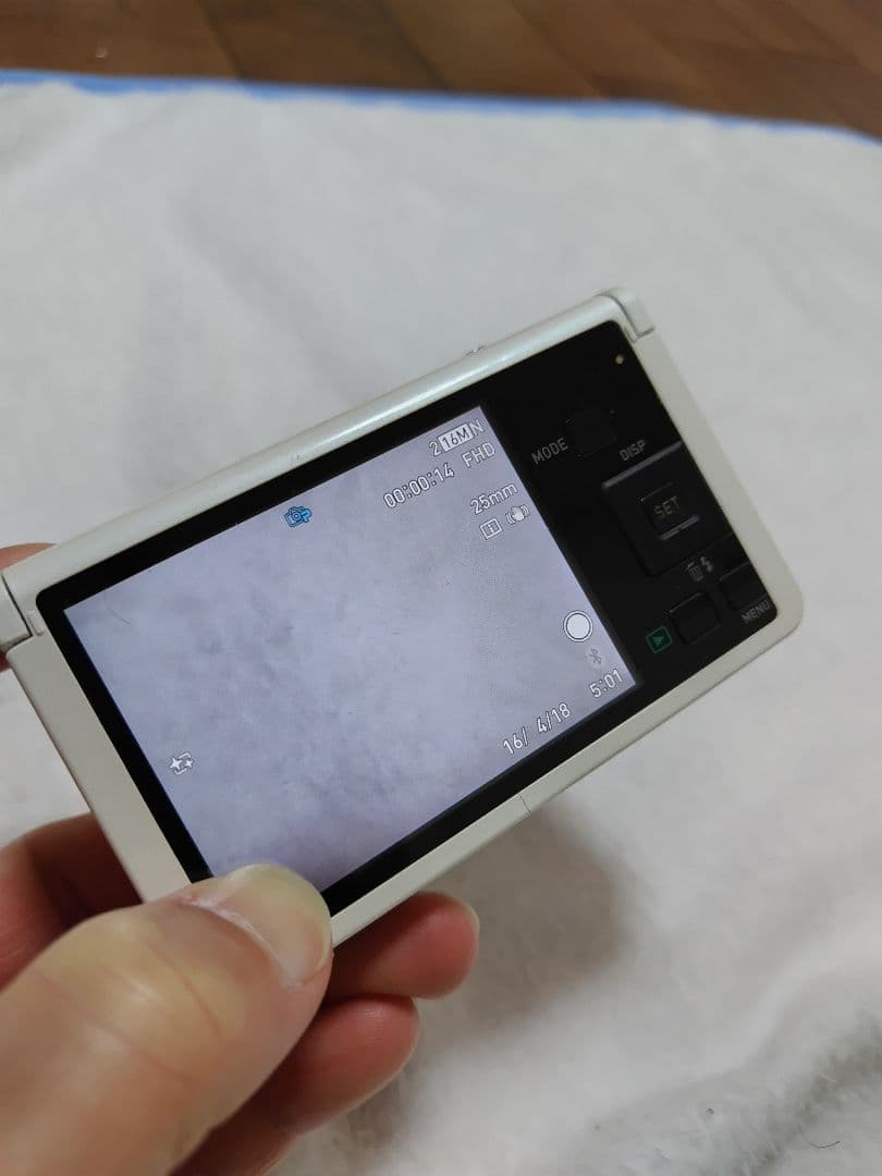 CASIO EXILIM EX-ZR70 ホワイト コンパクトデジタルカメラ