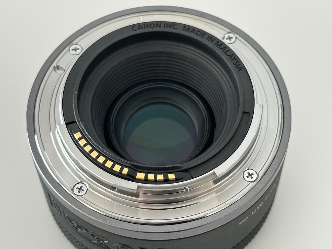 【美品】Canon RF50mm F1.8 STM / フード、フィルター付