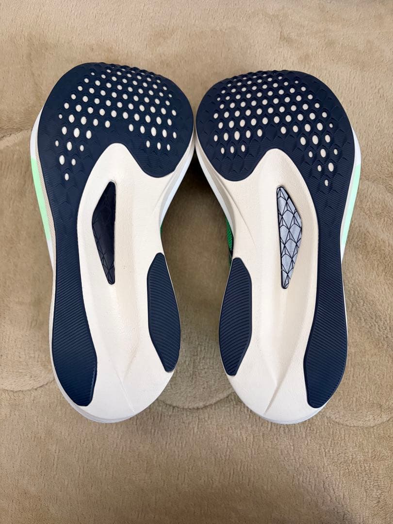 新品未使用品 asics アシックス　マジックスピード5 26.5