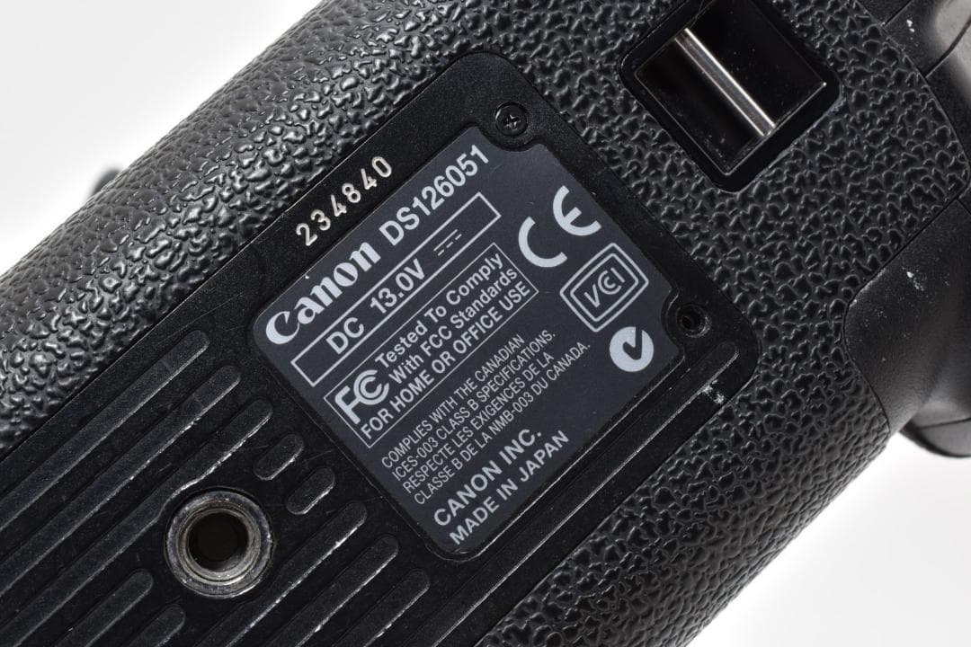 キャノン Canon EOS-1D Mark II DIGITAL ボディ