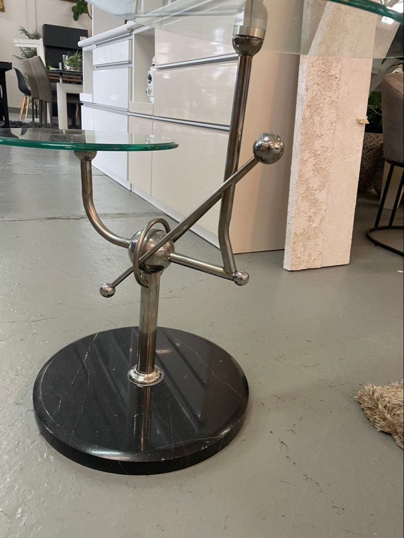 ガラス　コーヒーテーブル