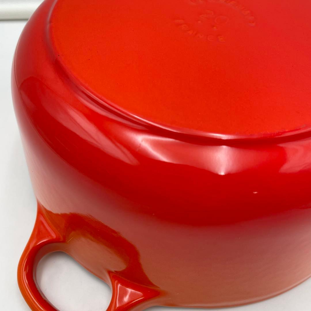 美品　ル・クルーゼ　ココット ロンド 20cm 両手鍋 オレンジ