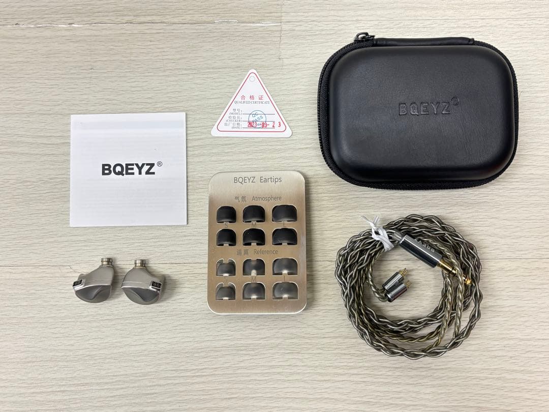 BQEYZ イヤホン Winter シルバー 4.4mm 122