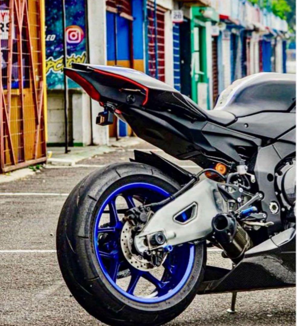 YZF R1/R1Mテールカウルランプ