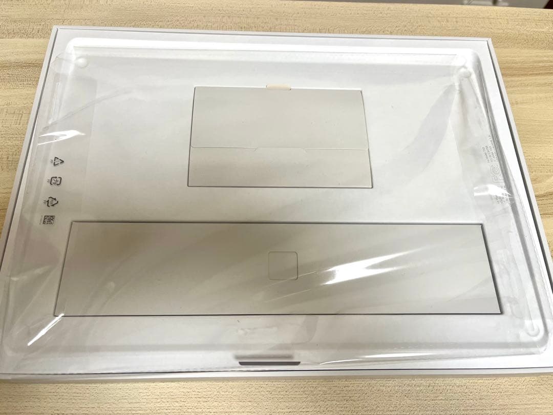 Surface Laptop 2 13.5インチ #プラチナ