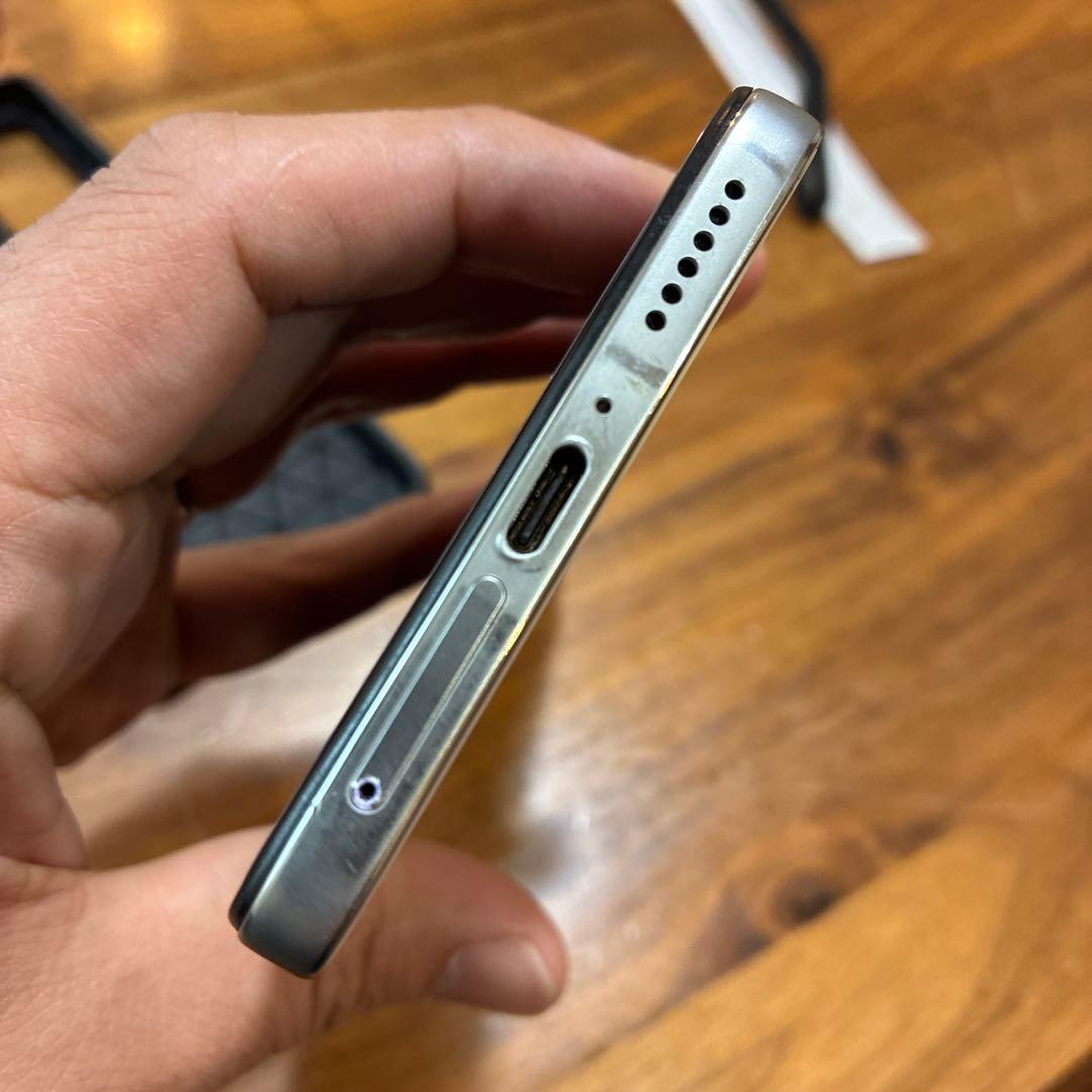 Redmi note 11 pro+5G 必ず本文と写真をよく見てください。