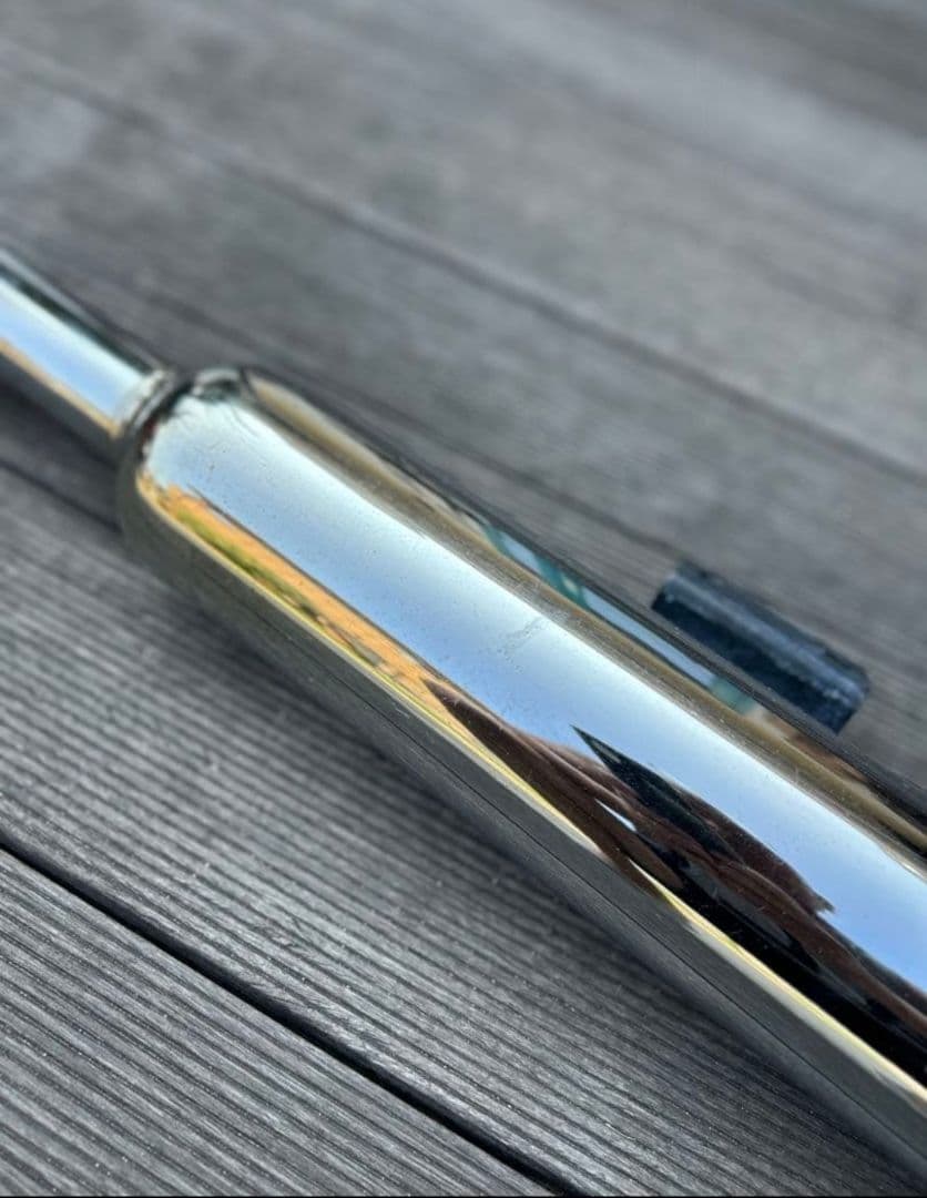 ヤマハSR400 マフラー　デイトナ製　車検対応　品番60682