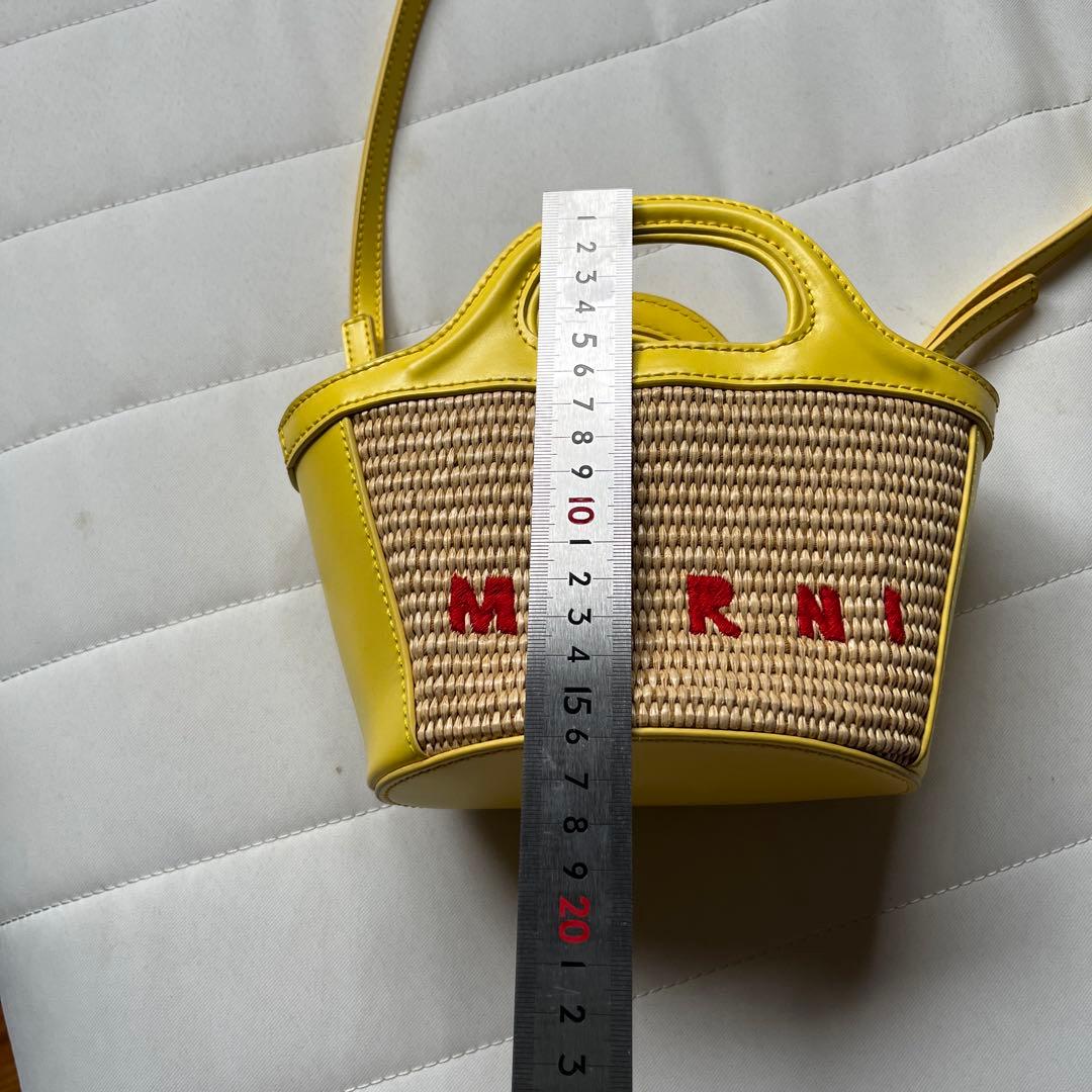 マルニ　かごバッグ　イエロー