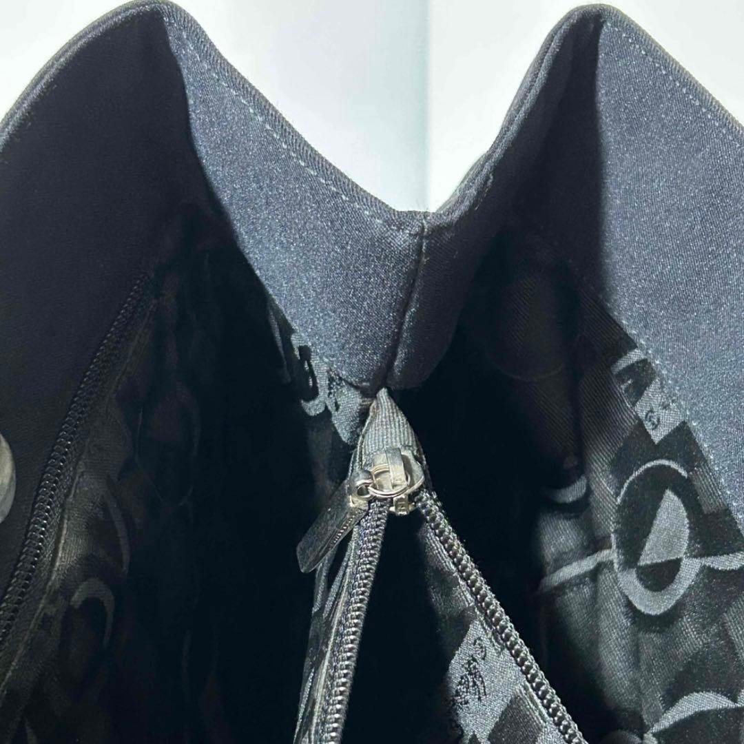 フェラガモ ヴァラチェーン ショルダーバッグ AU-21 8803 ナイロン