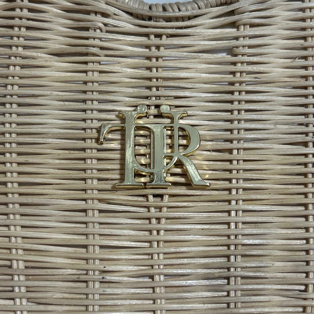 バッグ treat urself Love summer basket bag