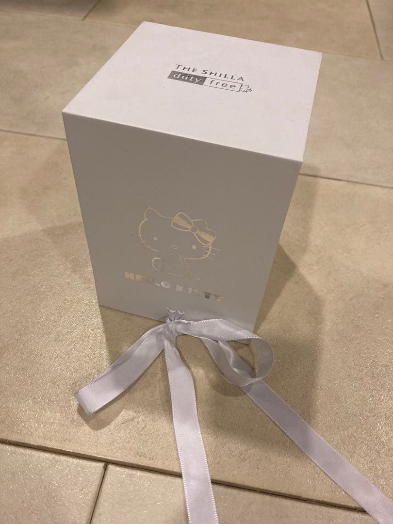 ハローキティ キティーちゃん スノードーム デューティーフリー 非売品 韓国