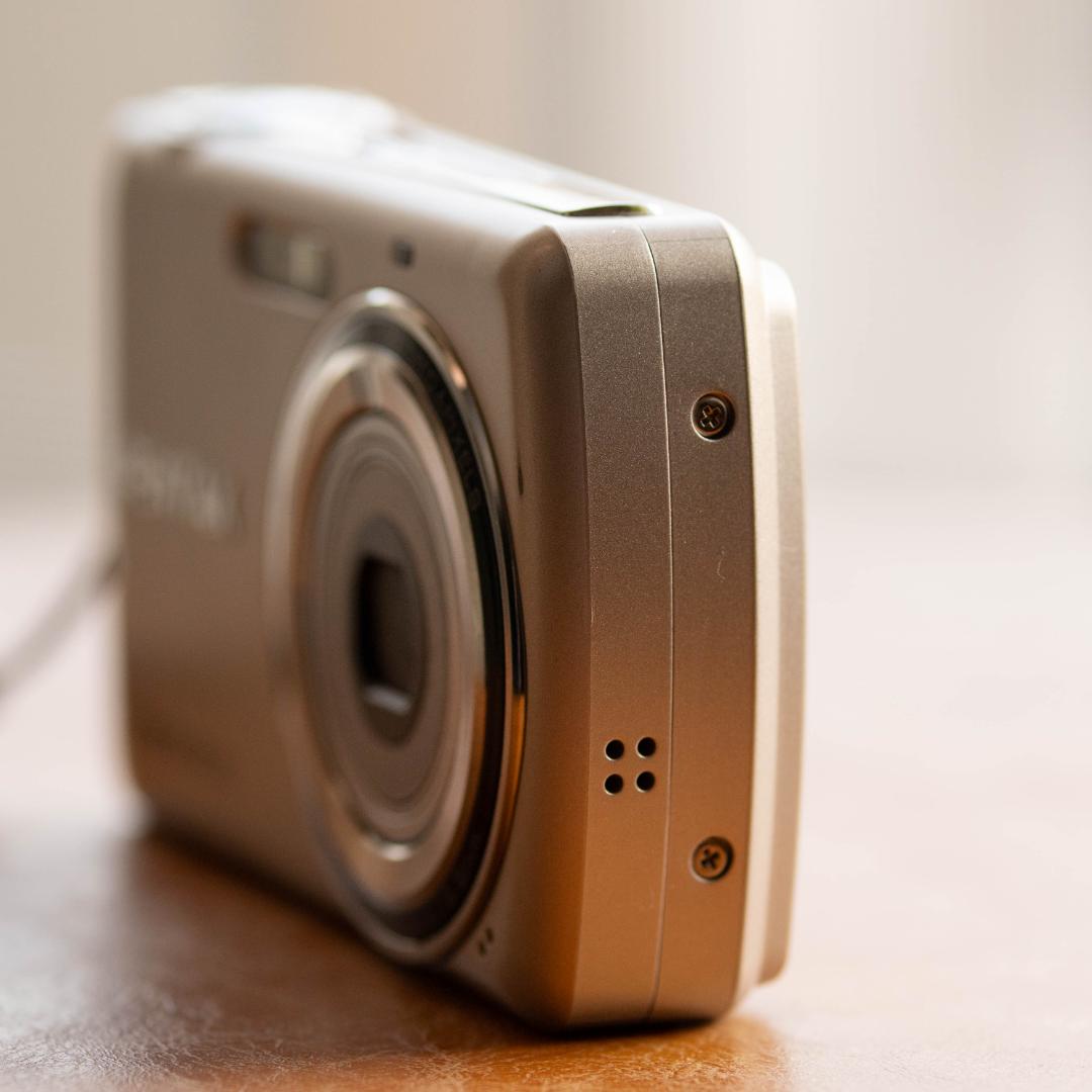 【単3電池で動く平成レトロなコンデジ】PENTAX optio E70