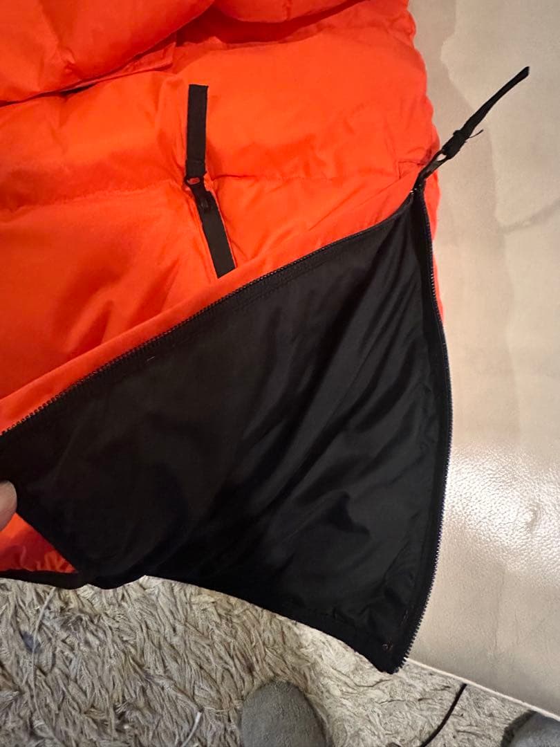 美品/Carhartt オレンジ 中綿ジャンパーフード付き カーハート