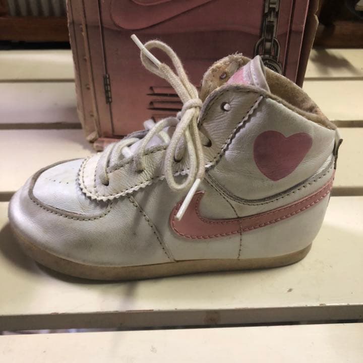 ナイキ ベビージョーダン ロッカー箱 US7 INFANTRY PINK