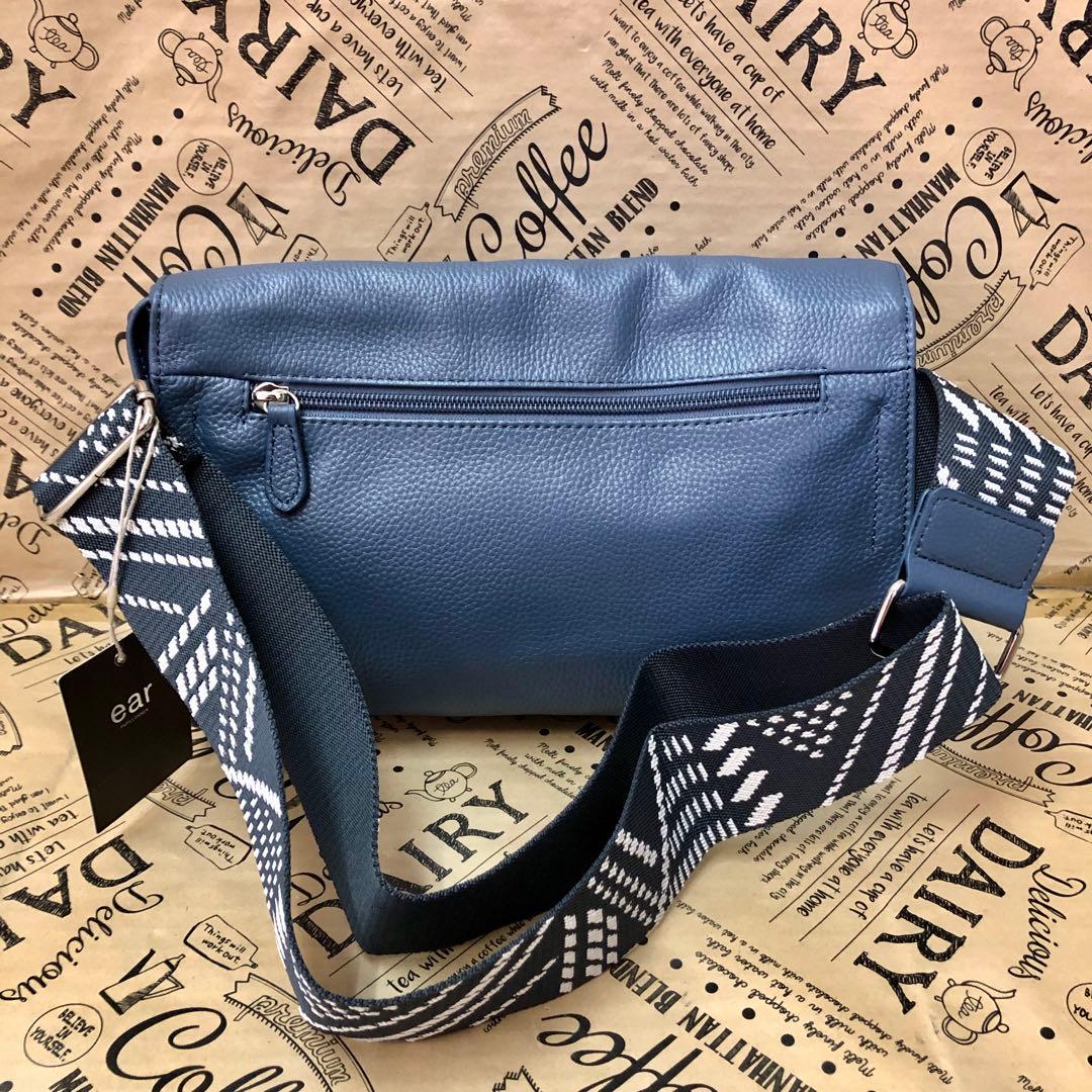 【美品】イアパピヨネ ショルダーバッグ タグ付 レザー ブルー S3030