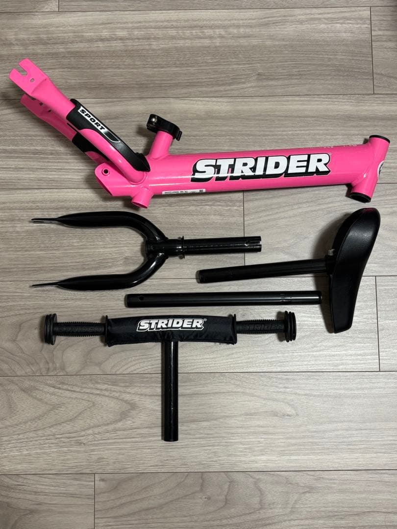 STRIDER バランスバイク ピンク　12inch