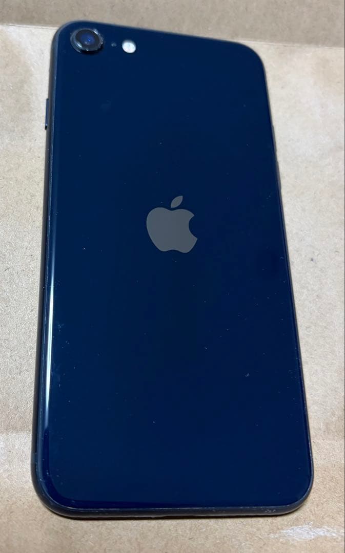 iPhone SE 第3世代　128GB