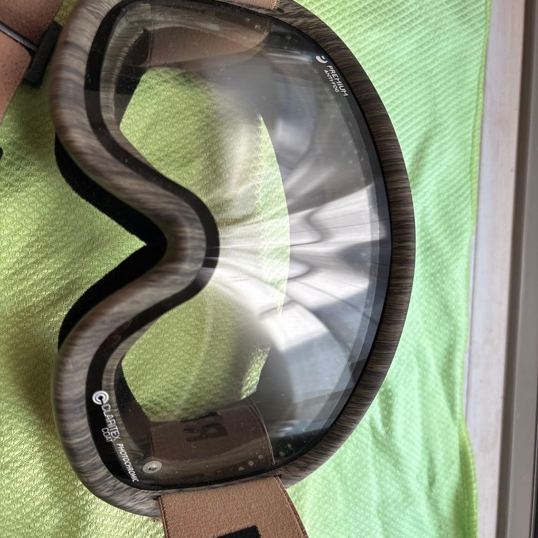 23-24 REVOLT リボルト SUPER LIGHT FRAME