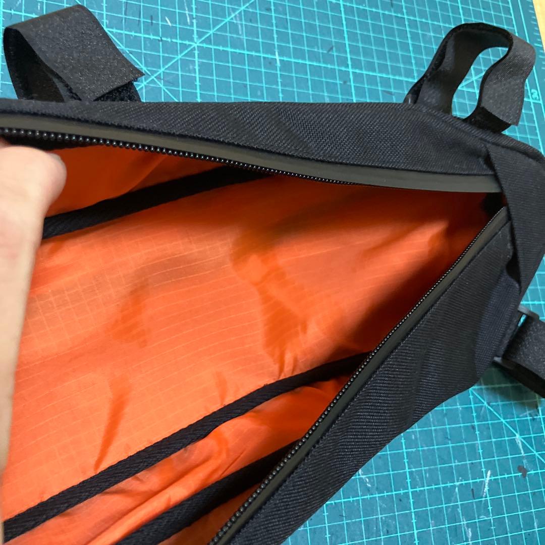 やすおかハンドメイドフレームバッグ