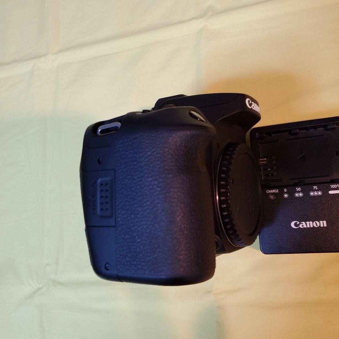 Canon EOS 90D デジタル一眼レフカメラ 本体