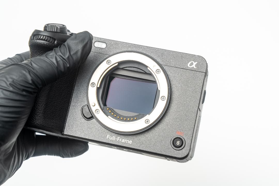 SONY FX3 美品｜撮影枚数827枚｜ボディのみ｜元箱・付属品完備｜使用極少