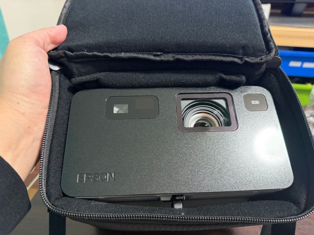 いなよEPSON プロジェクター EF-21 本体＋別売専用ケース＋HDM