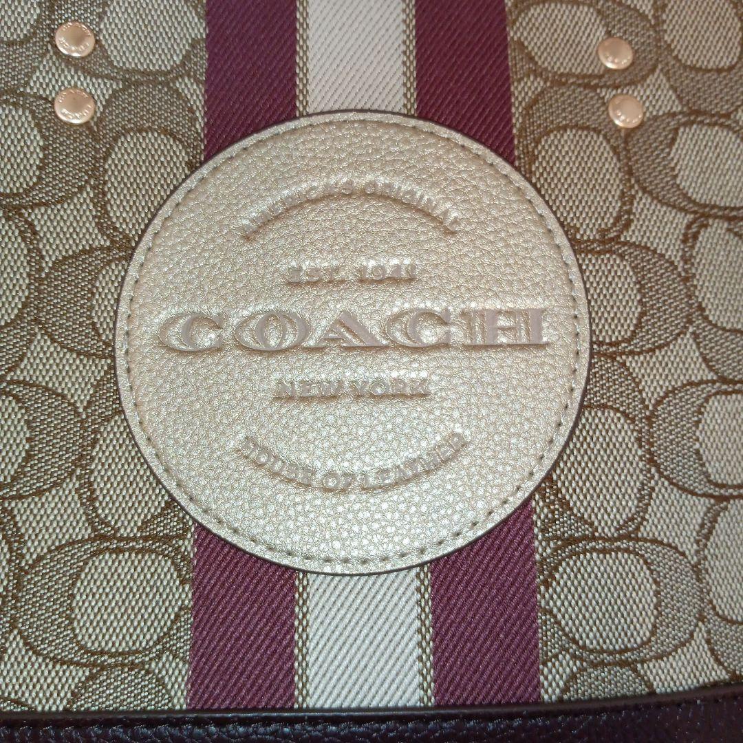 専用新品☆COACH ショルダーバッグ　デンプシー トート 22 シグネチャー