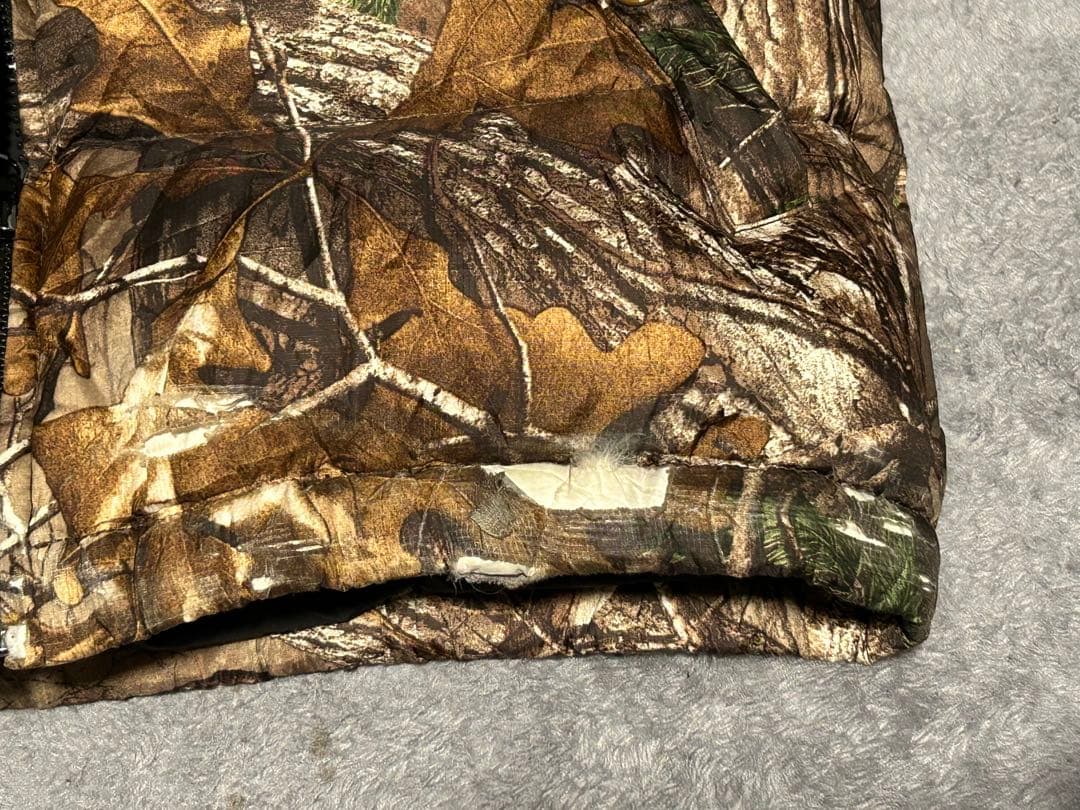 stussy リアルツリー xs ダウンジャケット 迷彩柄