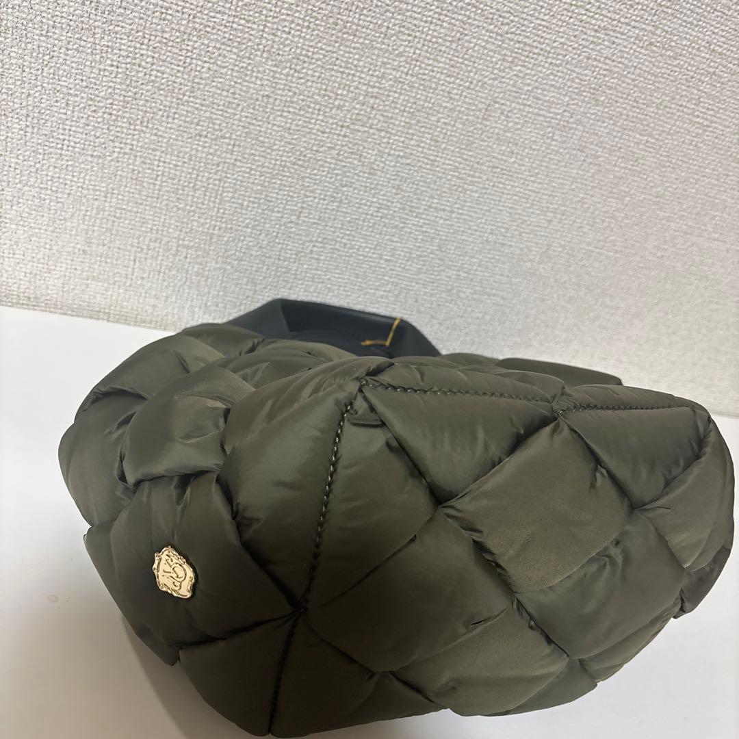 VIOLAd'ORO(ヴィオラドーロ) キルティング トートバッグ