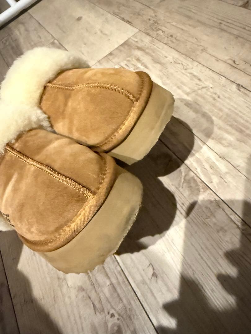 UGG ブラウン ムートンブーツ プラットフォーム スリッパ